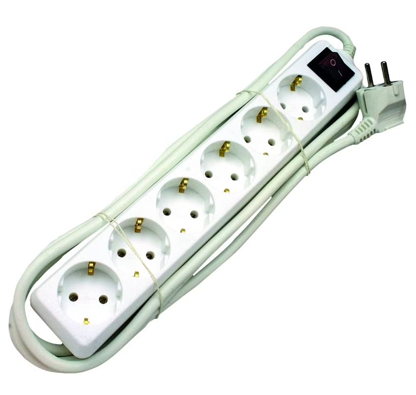 Jatkojohto katkaisijalla 5 metrinen 6-paikalla Opal max. 3500W