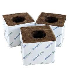 Speedgrow  Kivivilla Start Block 7.5×7.5×6.5 cm – Small Hole 35/28 mm (Earthwool) *